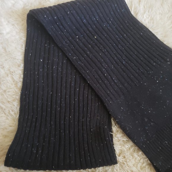 Universal Thread Goods Co Oblong Black Scarf - Picture 3 of 8